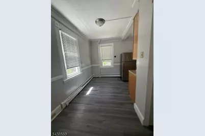 41 Outlook Ave, Hawthorne, NJ 07506 - Photo 7