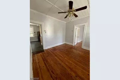 41 Outlook Ave, Hawthorne, NJ 07506 - Photo 3