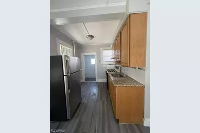 41 Outlook Ave, Hawthorne, NJ 07506 - Photo 5