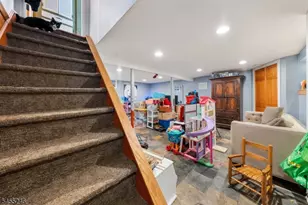 419 Edgewood Rd, Linden, NJ 07036 - Photo 13