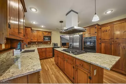 82 Kings Hwy, Washington Township, NJ 07853 - Photo 11