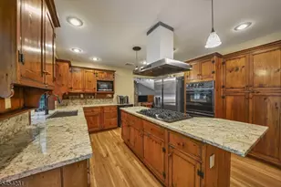 82 Kings Hwy, Washington Township, NJ 07853 - Photo 11