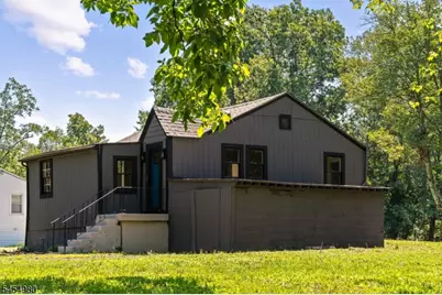 107 Oak Grove Rd, Raritan Township, NJ 08822 - Photo 1