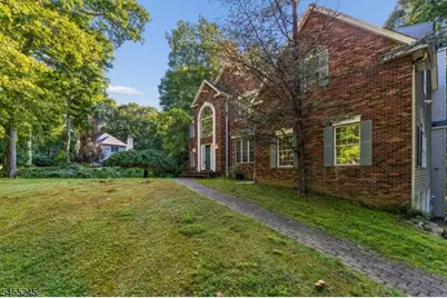 28 Crystal Rock Rd, Sparta Township, NJ 07871 - Photo 3