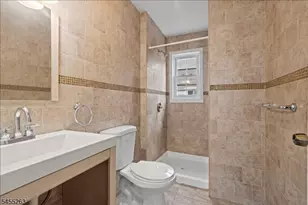 46 Halstead St, Newark, NJ 07106 - Photo 13