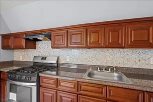 46 Halstead St, Newark, NJ 07106 - Photo 5