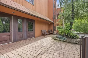 971 Bloomfield Ave, Glen Ridge, NJ 07028 - Photo 17