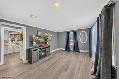 330 Hemlock Ave, Garwood, NJ 07027 - Photo 9