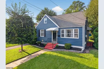 330 Hemlock Ave, Garwood, NJ 07027 - Photo 3