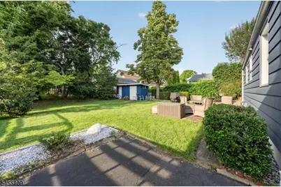 330 Hemlock Ave, Garwood, NJ 07027 - Photo 29
