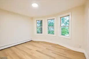 22 Edwin Pl, Newark, NJ 07112 - Photo 37