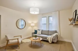 22 Edwin Pl, Newark, NJ 07112 - Photo 7