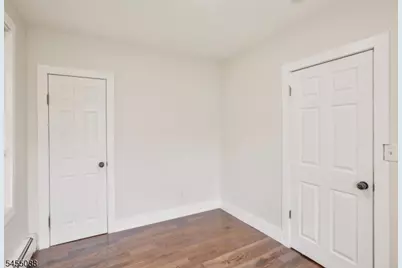22 Edwin Pl, Newark, NJ 07112 - Photo 23