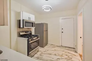 22 Edwin Pl, Newark, NJ 07112 - Photo 43