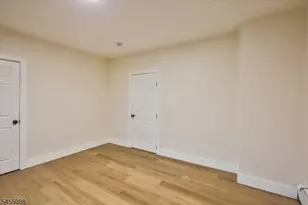 22 Edwin Pl, Newark, NJ 07112 - Photo 39