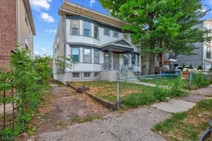 22 Edwin Pl, Newark, NJ 07112 - Photo 3