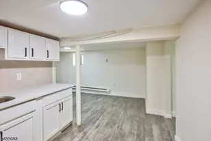 22 Edwin Pl, Newark, NJ 07112 - Photo 27
