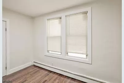 22 Edwin Pl, Newark, NJ 07112 - Photo 19