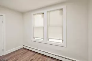 22 Edwin Pl, Newark, NJ 07112 - Photo 19
