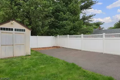 481 Albermarle St, Rahway, NJ 07065 - Photo 23