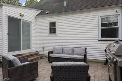 481 Albermarle St, Rahway, NJ 07065 - Photo 19