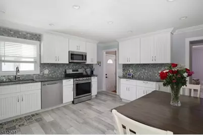 481 Albermarle St, Rahway, NJ 07065 - Photo 5