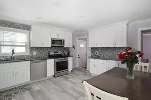 481 Albermarle St, Rahway, NJ 07065 - Photo 5