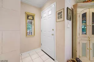 21 Berkeley Square Condo, Berkeley Heights Township, NJ 07922 - Photo 3