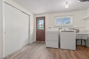13 Briarwood Dr, Franklin Township, NJ 08873 - Photo 29