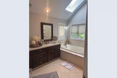 5 Pilgrim Ct, Cedar Grove, NJ 07009 - Photo 19