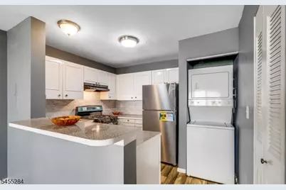 217 Edpas Rd, New Brunswick, NJ 08901 - Photo 5