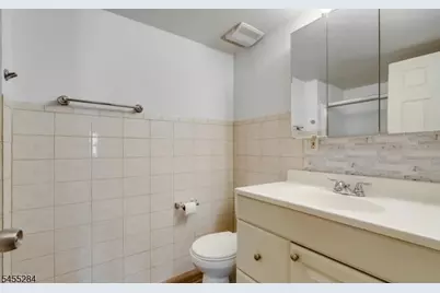 217 Edpas Rd, New Brunswick, NJ 08901 - Photo 13