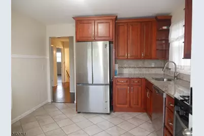 1418 Witherspoon St, Rahway, NJ 07065 - Photo 5
