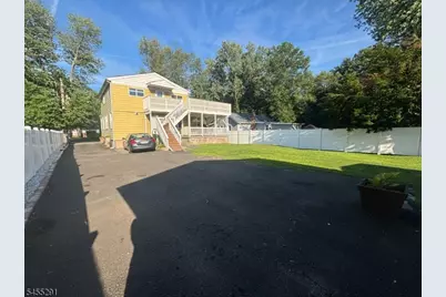 33 Harmon St, Lincoln Park, NJ 07035 - Photo 5