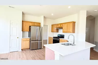 6 Joanne Ct, Bridgewater, NJ 08807 - Photo 11