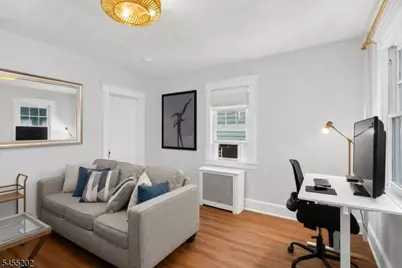 7 Laurel Pl, East Rutherford, NJ 07073 - Photo 13