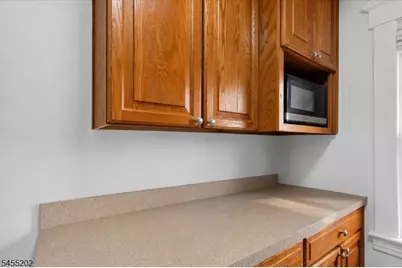 7 Laurel Pl, East Rutherford, NJ 07073 - Photo 25