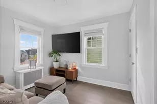 7 Laurel Pl, East Rutherford, NJ 07073 - Photo 19
