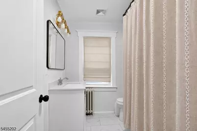 7 Laurel Pl, East Rutherford, NJ 07073 - Photo 29