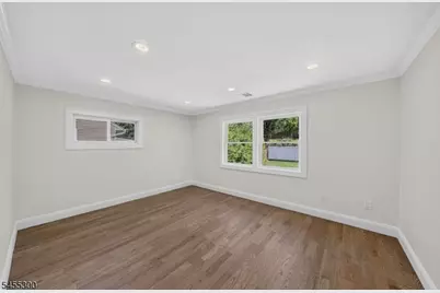 74 Chatham Ter, Clifton, NJ 07013 - Photo 19