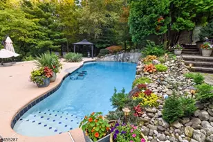 1114 Van Arsdale Dr, Branchburg Township, NJ 08853 - Photo 7