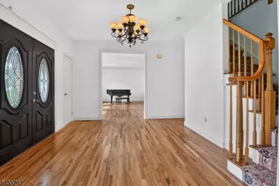 1114 Van Arsdale Dr, Branchburg Township, NJ 08853 - Photo 15