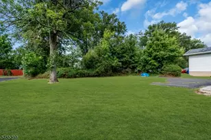 283 E Main St, Somerville, NJ 08876 - Photo 21