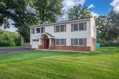 1 James Dr, Mount Arlington, NJ 07856 - Photo 3