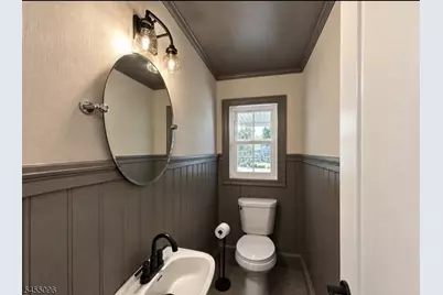 135 Washington Ave, West Caldwell, NJ 07006 - Photo 9