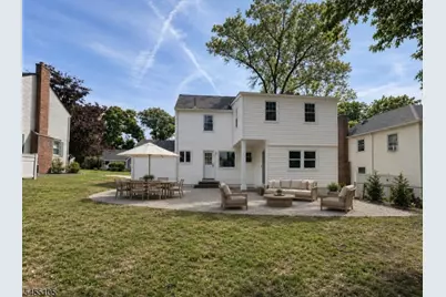 135 Washington Ave, West Caldwell, NJ 07006 - Photo 13