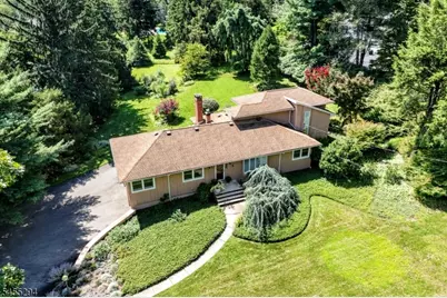 285 Sunset Rd, Pequannock Township, NJ 07444 - Photo 3