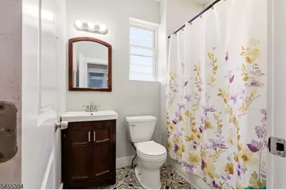 27 Lindsley Pl, East Orange, NJ 07018 - Photo 21