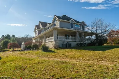 367 Union Valley Rd, West Milford, NJ 07435 - Photo 11