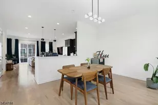 62 Parkside Ln, Teaneck Township, NJ 07666 - Photo 11